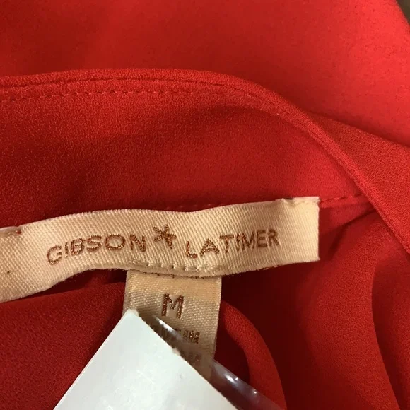 SzM Gibson Latimer Red V-Neck Top NWT - Picture 7 of 7